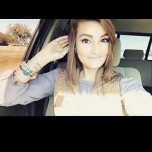 Meet your Posher, Brooke